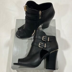 Jessica Simpson Leather Elegant Black Heeled Ankle Boots